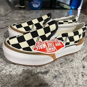 NWT Vans platform slip on